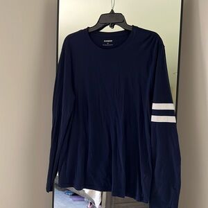 Express: Men’s Size Large, Long Sleeve Tee